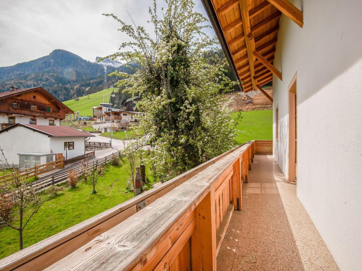 Attractive In With Storage Apartment *