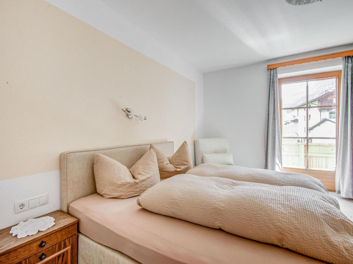 Attractive In With Storage